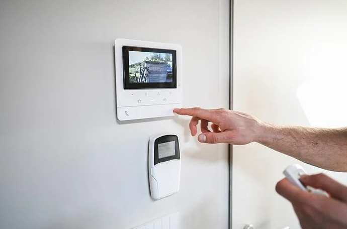 Smart Ways to Secure Any Property Without Breaking the Bank